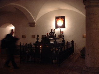 [Ludwig II's grave]