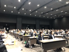 FF2B7FFB-4DFE-4B5C-99C8-64DB4EB6974F