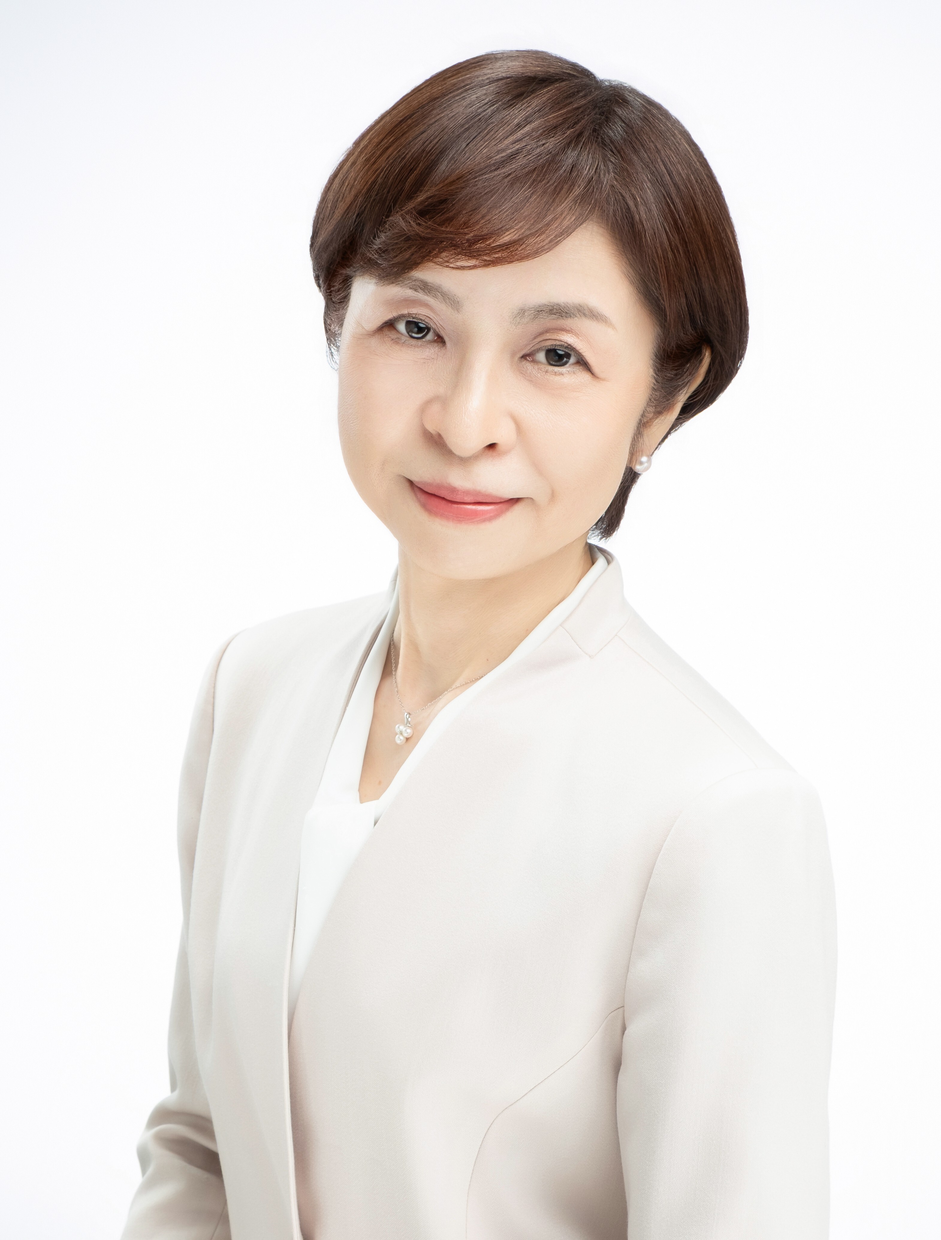 会長　籏持　知恵子（近畿大学看護学部）